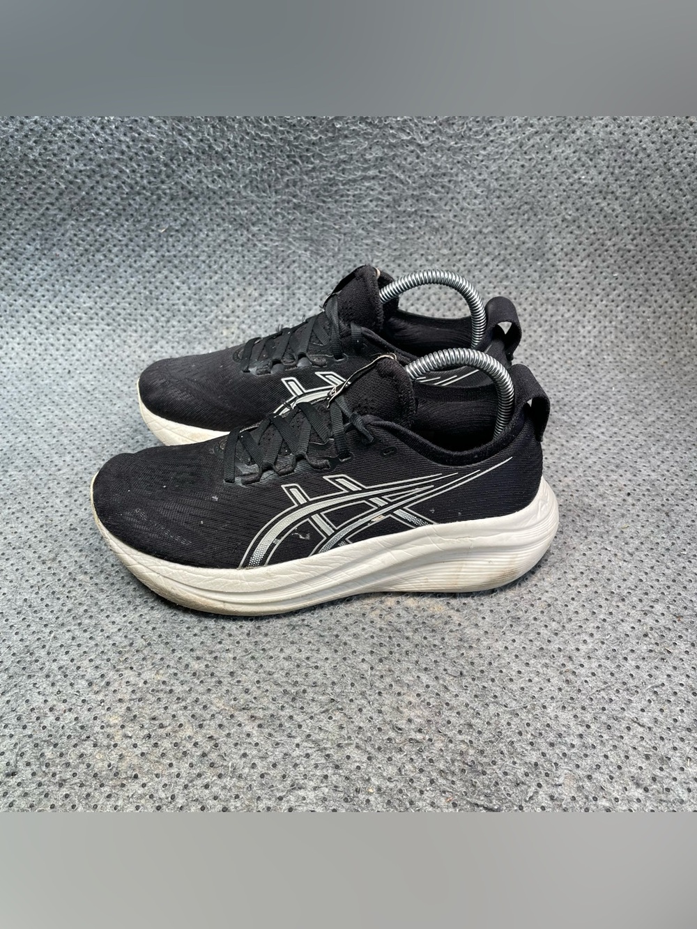 Asics Gel-Nimbus 27 Black Running Shoes Size 7 Women’s